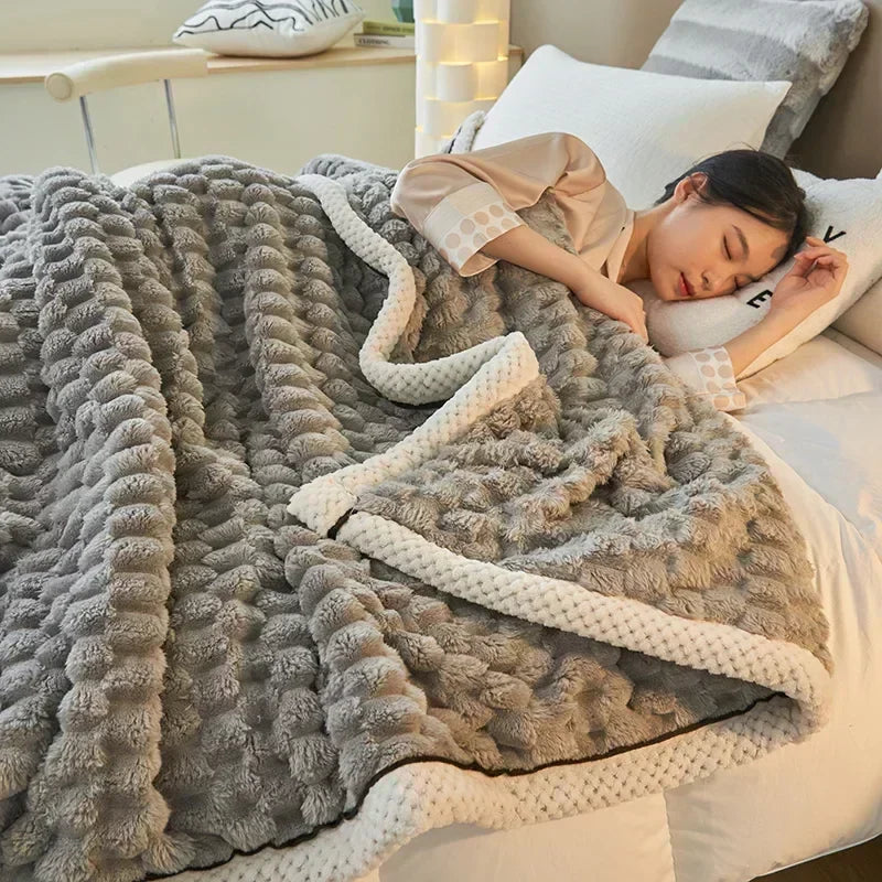 Soft Flannel Blanket – Cozy Warm Blanket for Cold Winter Days