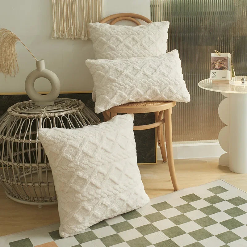 Soft Plush Pillow Cover with Geometric Pattern – Decorative Pillowcase for Sofa and Living Room