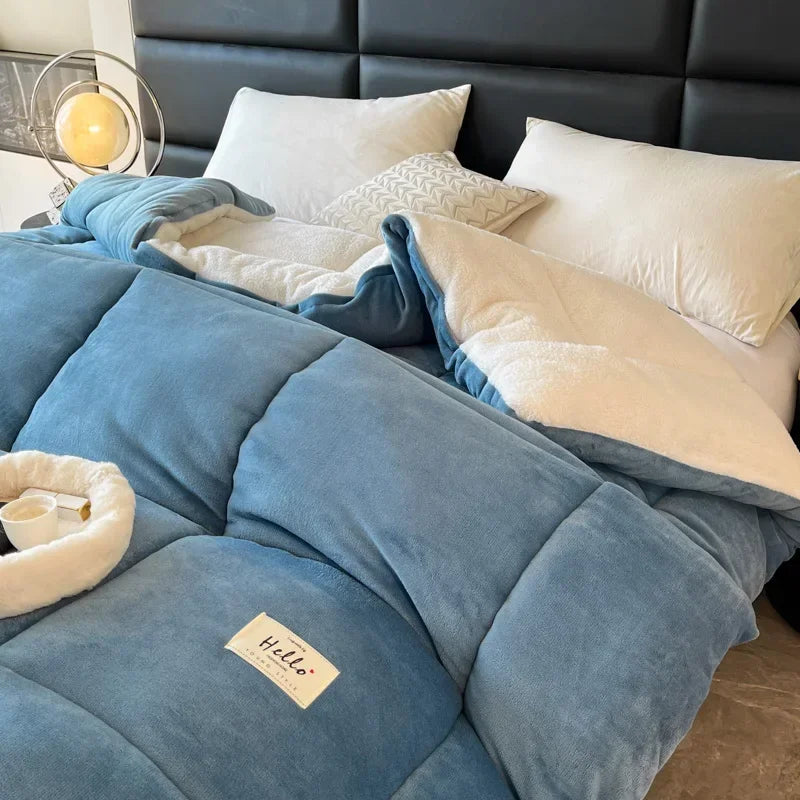 Cloud-Soft Warmth Thick Weighted Blanket
