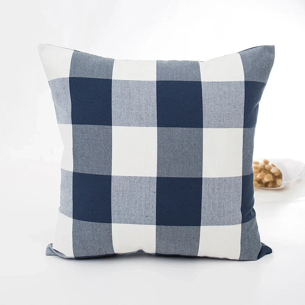 Elegant Cushion Cover for Living Room – Decorative Lumbar Pillow Case in Timeless Design