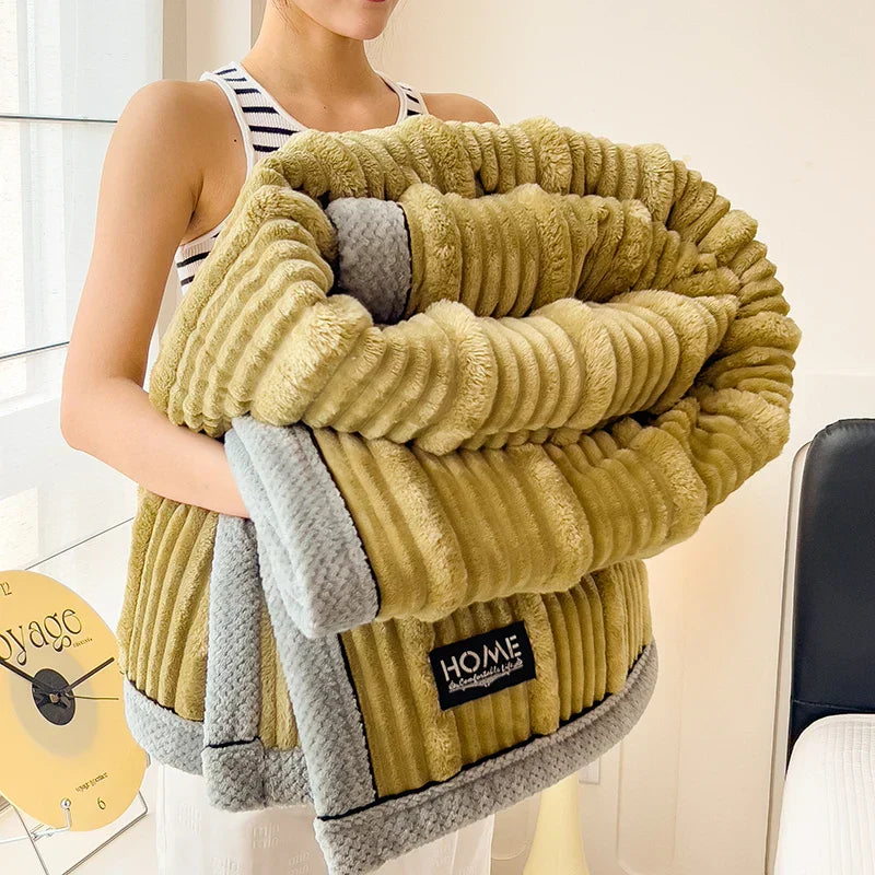 Soft Wool Blanket – Cozy Throw for Home, Ideal for Sofa and Bed, Warm Blanket for Cold Winter Days and Cozy Evenings