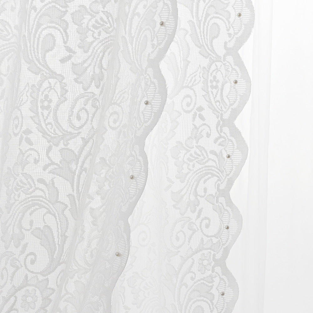 Transparent Curtain Made of White Lace – Elegant Window Protection with Translucent Design