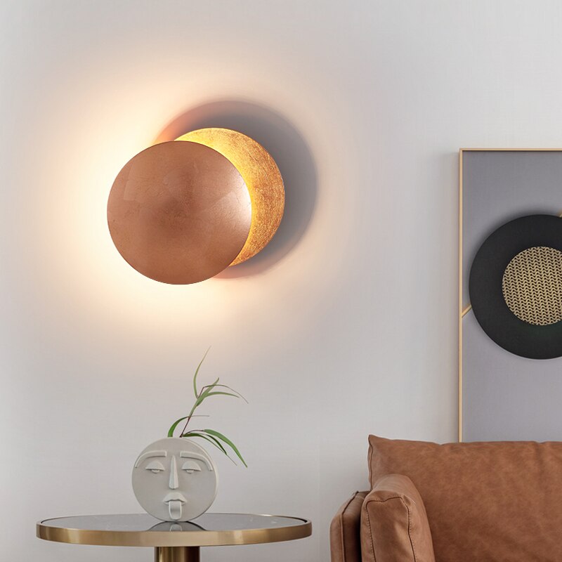 Wall Lamp with Eclipse Design – Stylish Applique for Modern Spaces