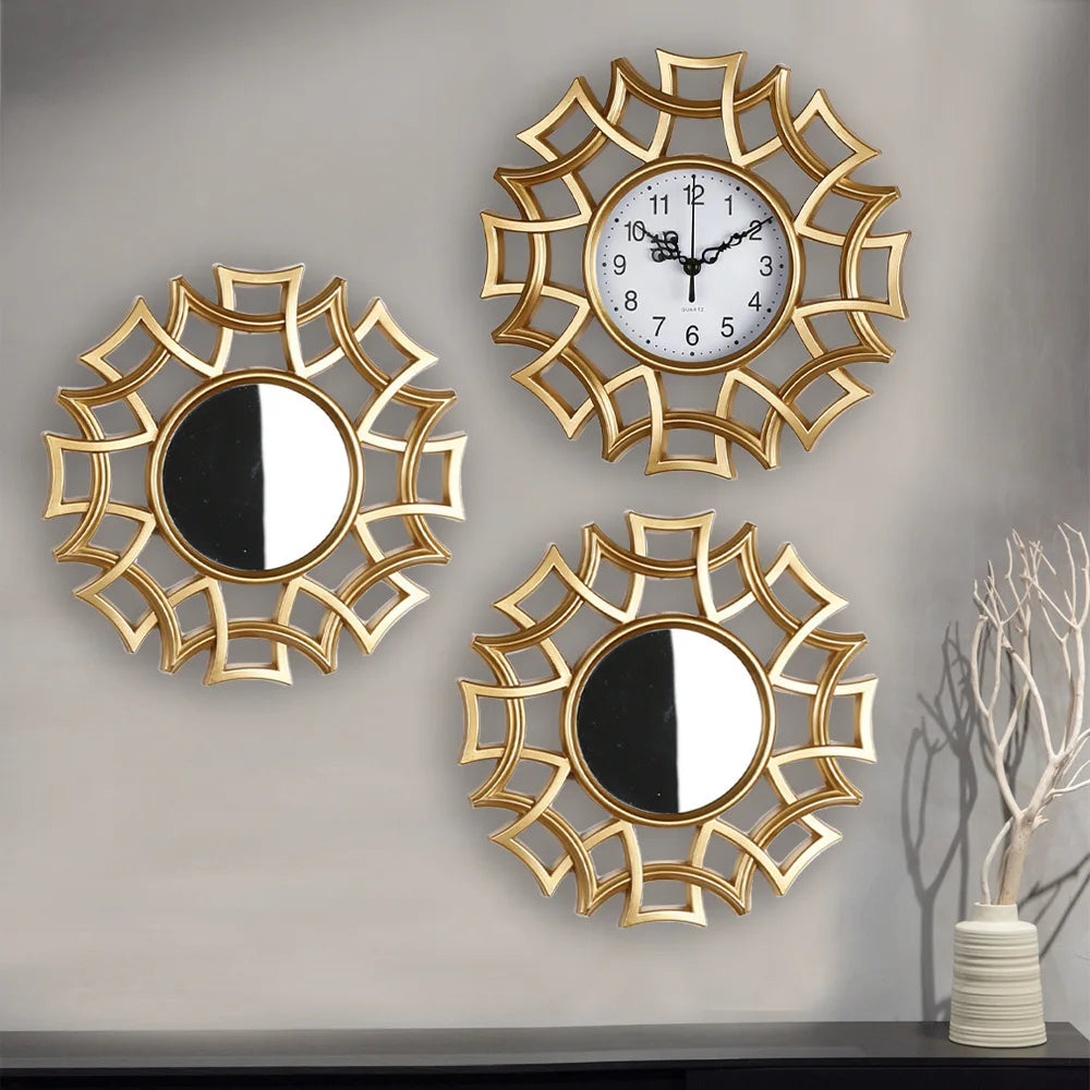 Elegant Vintage Wall Clock – Stylish Decorative Clock in Gold for Living Room