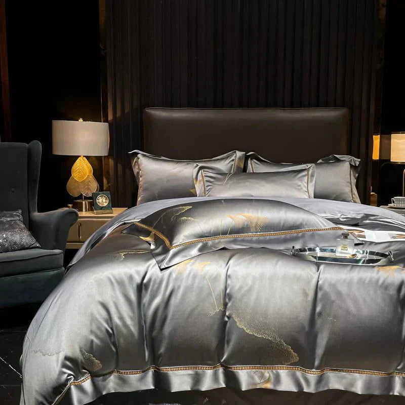 Luxurious Silver Gray Silk Bedding – Soft, Skin-Friendly, and Breathable for Restful Sleep