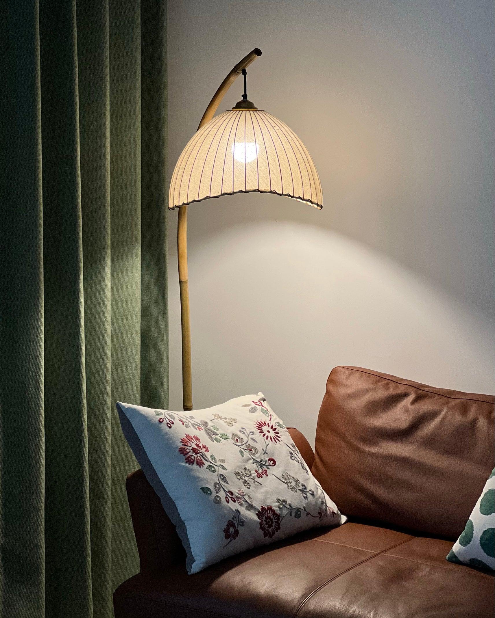 Elegant Arc Lamp Made of Bamboo – Natural Floor Lamp for Living Room