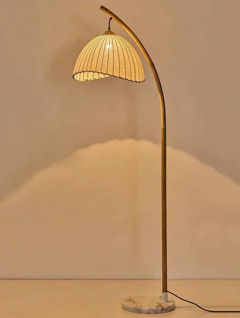 Elegant Arc Lamp Made of Bamboo – Natural Floor Lamp for Living Room