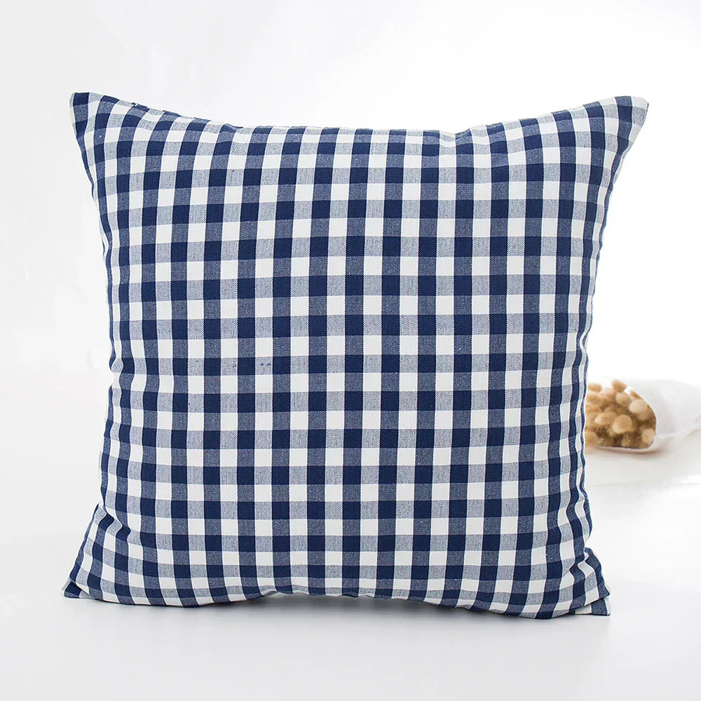 Elegant Cushion Cover for Living Room – Decorative Lumbar Pillow Case in Timeless Design