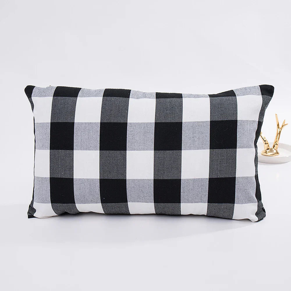 Elegant Cushion Cover for Living Room – Decorative Lumbar Pillow Case in Timeless Design