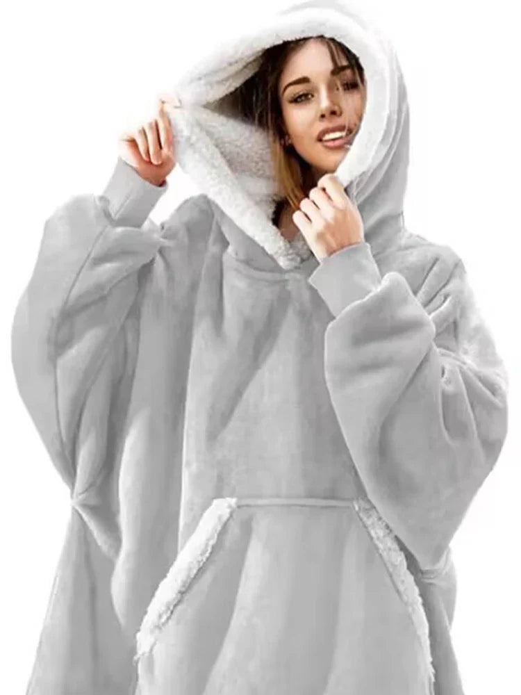 Cozy Fleece Blanket with Hood – Warming Hoodie for Home and Outdoor