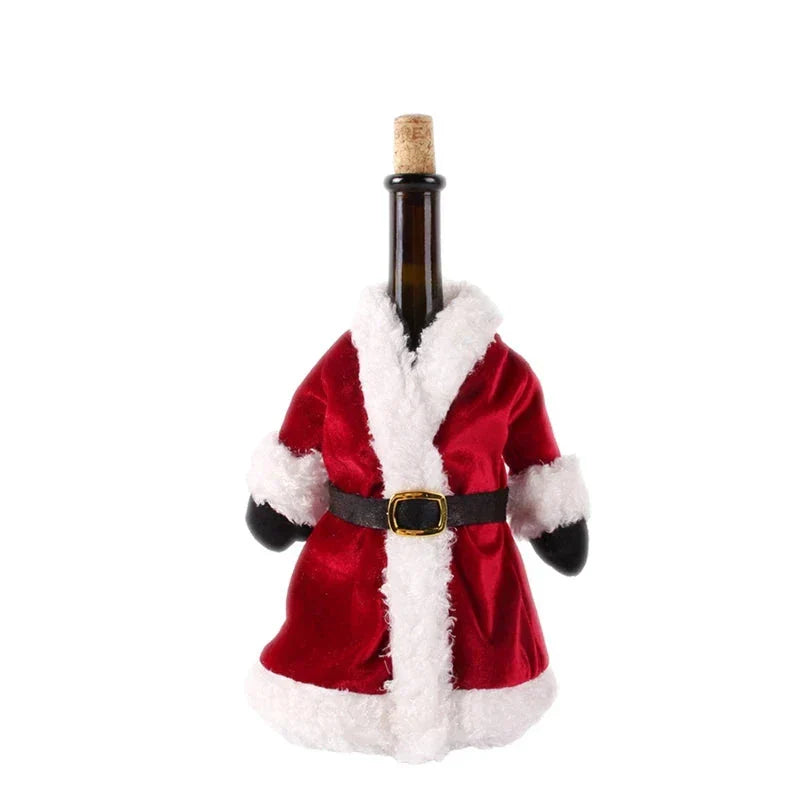 Christmas Bottle Cover with Fur Collar – Festive Cover for Wine Bottles, Gnome Decoration for Christmas, Perfect as Gift Wrapping