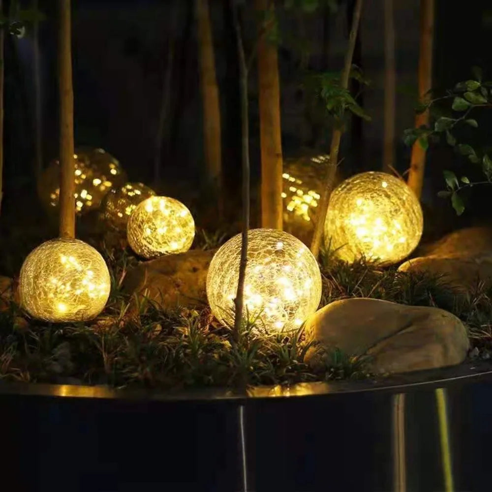 LED Garden Lights in Crackle Glass Design – Solar Ball Lamps for Outdoor Use and Decoration