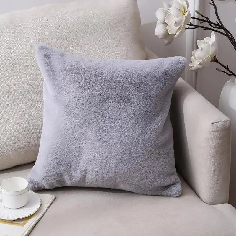 Soft Faux Fur Cushion Cover in Rabbit Fur Look – Fluffy Decoration for Living Room and Bedroom, Cozy Sofa Cushion for Style and Comfort