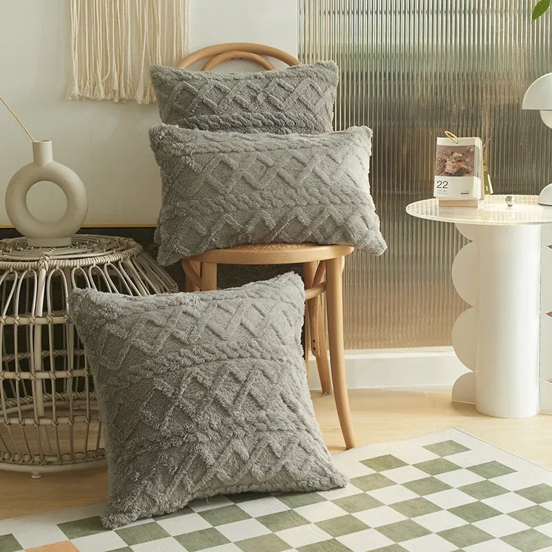 Soft Plush Pillow Cover with Geometric Pattern – Decorative Pillowcase for Sofa and Living Room