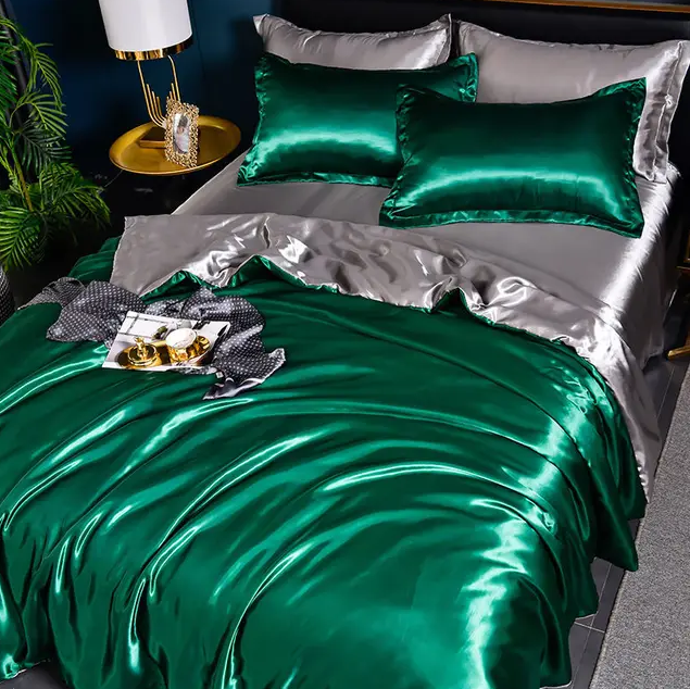 Silky Smooth Bedding Set