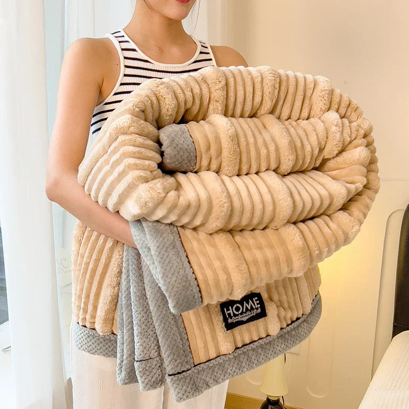 Soft Wool Blanket – Cozy Throw for Home, Ideal for Sofa and Bed, Warm Blanket for Cold Winter Days and Cozy Evenings