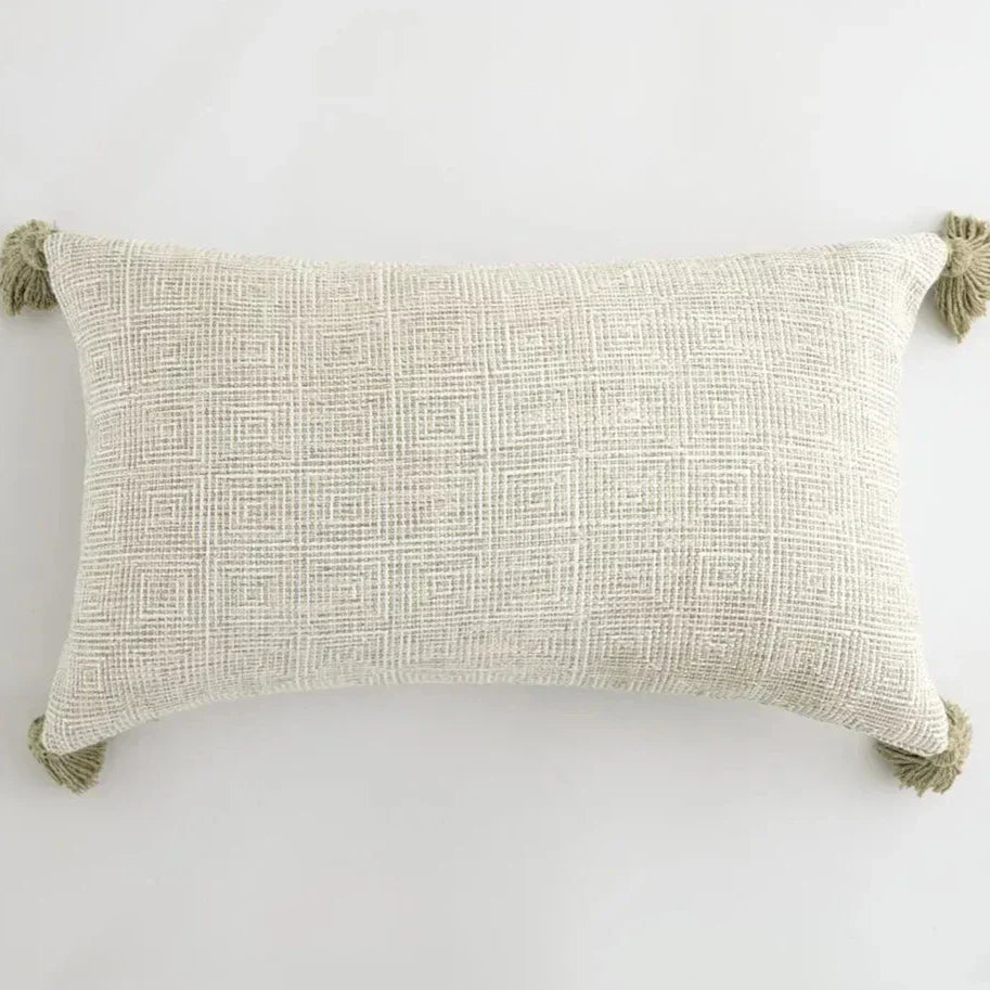 Cushion Cover with Check Pattern and Fringes – Decorative Linen Pillowcase for Living Room