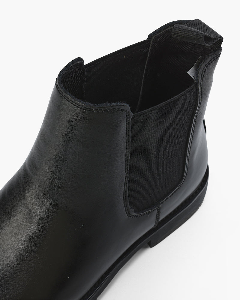 Men's Classic Chelsea Winter Boots | Modern