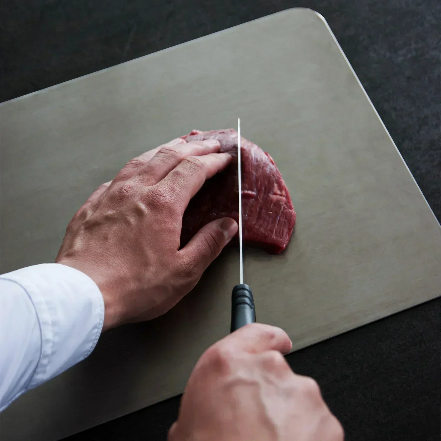 BPA-free Cutting Board – Hygienic, Scratch-resistant, and Durable