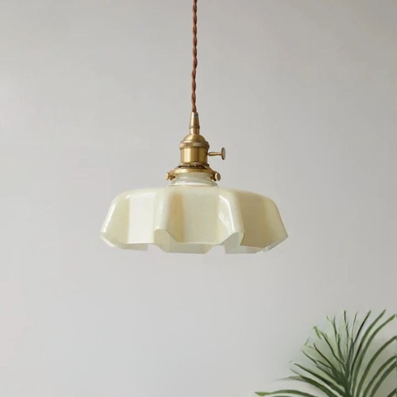 Brass Pendant Light in French Design – Elegant Ceiling Lamp for Living Room