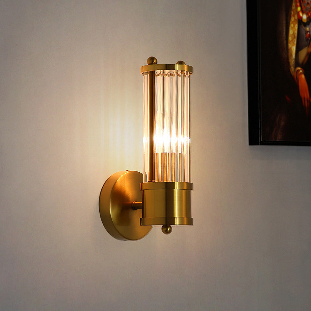 Classic Wall Lamp in Gold – Luxurious Lighting for Bathroom and Hallway