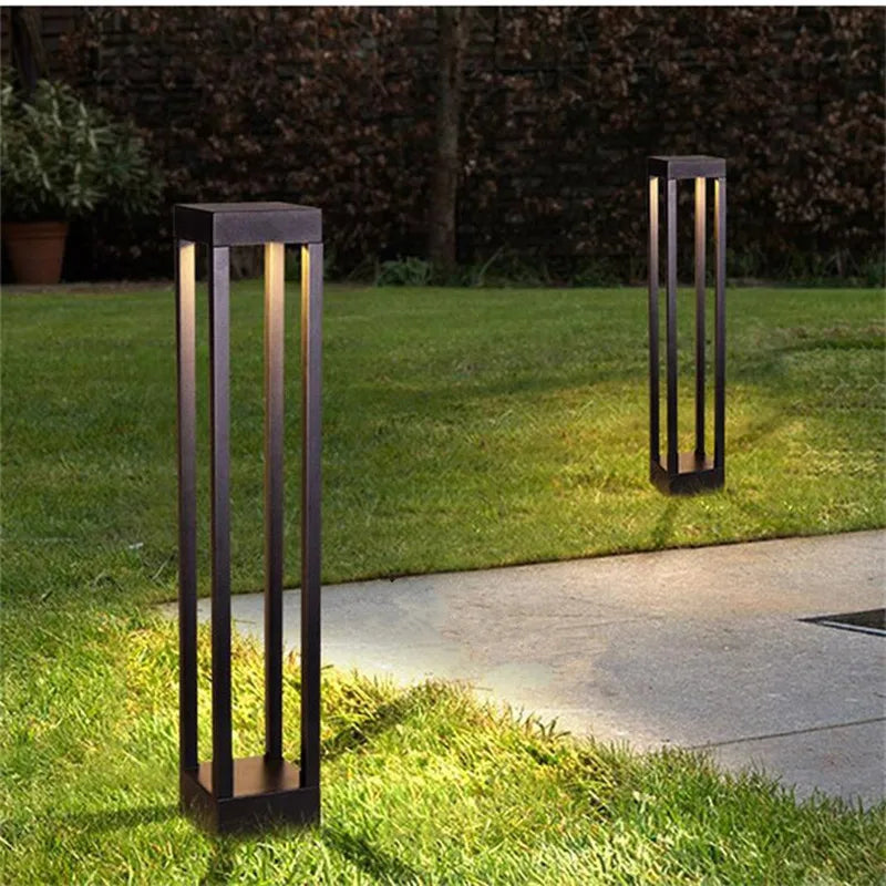 Modern Garden Solar Light – Energy-Efficient Beacon for Outdoor Use