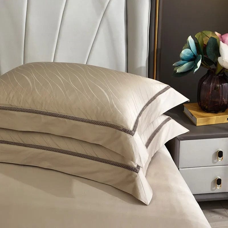 Premium Bedding Set in Gold with Silk Shine – Luxurious Design for Ultimate Sleep Comfort