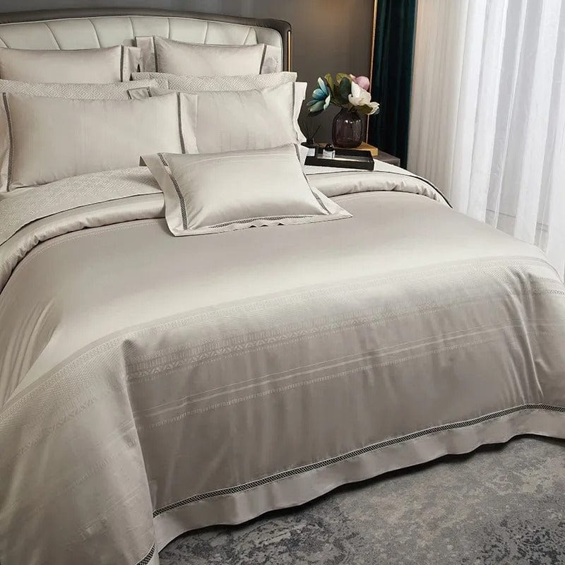 Luxurious Bedding Set Made from Egyptian Cotton – Soft, Breathable, and Stylish in Champagne Colour