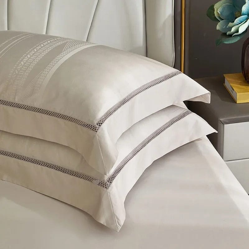 Luxurious Bedding Set Made from Egyptian Cotton – Soft, Breathable, and Stylish in Champagne Colour