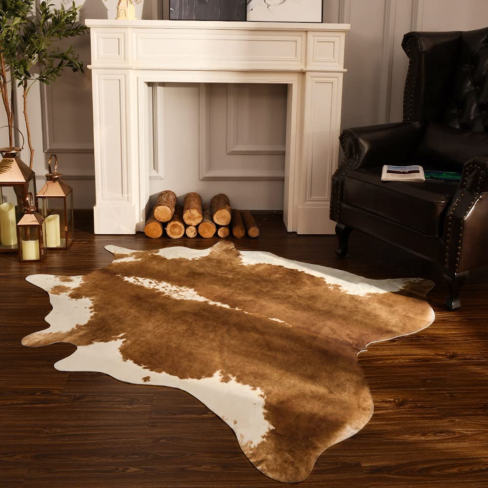 Luxurious Faux Fur Rug in Cowhide Design – Soft Decorative Rug for Living Room & Bedroom