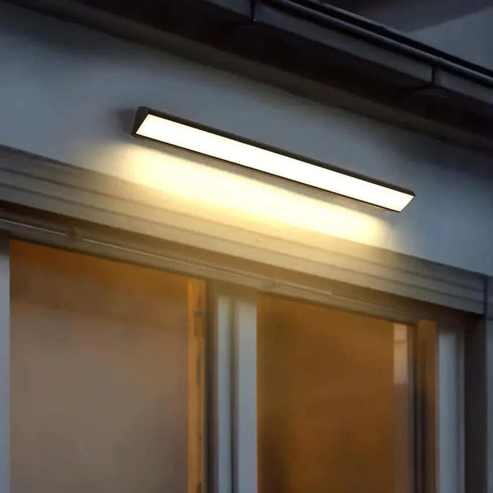 Weatherproof Outdoor LED Wall Lights in Sleek Black Finish for Modern Spaces