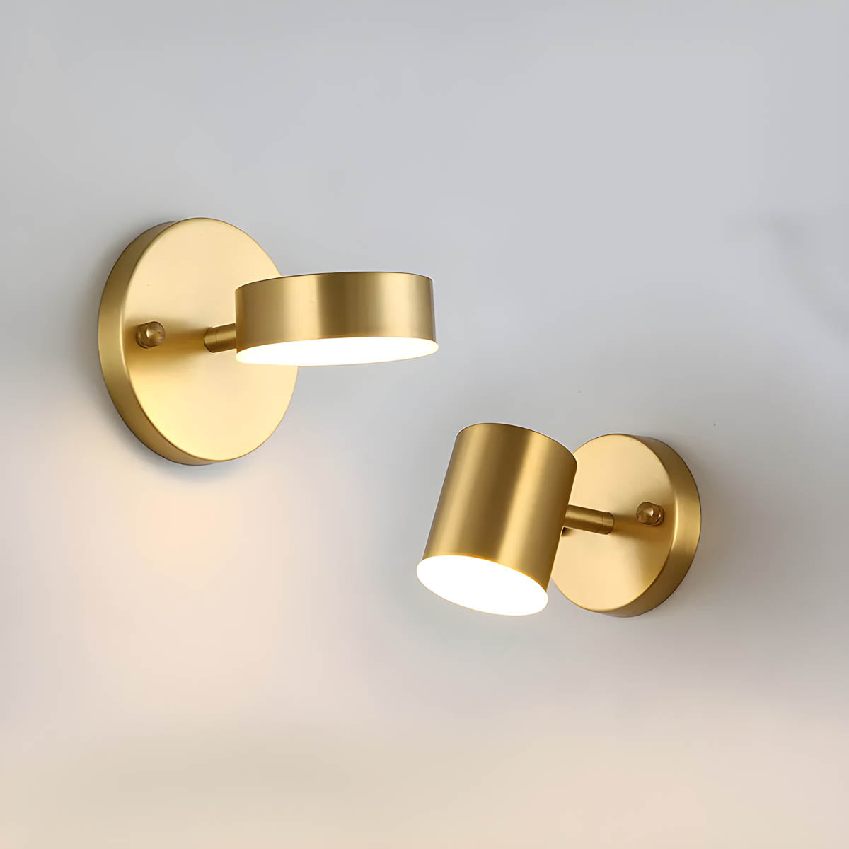 Scandinavian LED Wall Light in Copper – Modern Design with Warm Glow