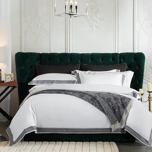 Luxurious Bed Linen Set Made from Egyptian Cotton – Soft and Durable Duvets for Ultimate Sleep Comfort