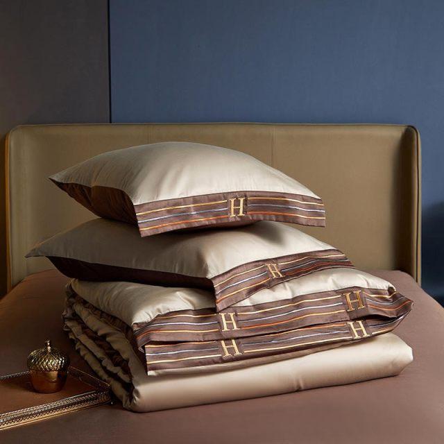 Luxurious Bedding Set Made from 100% Egyptian Cotton – Soft, Breathable Design for Ultimate Sleep Comfort