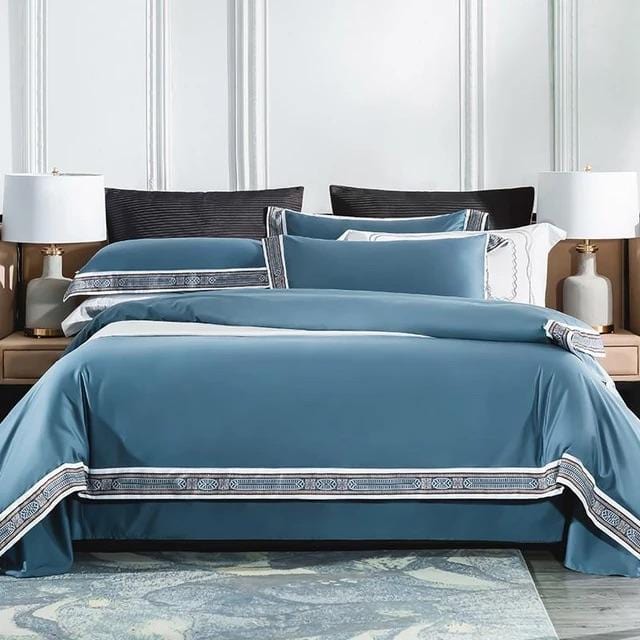 Luxurious Bed Linen Set Made from Egyptian Cotton – Soft and Durable Duvets for Ultimate Sleep Comfort