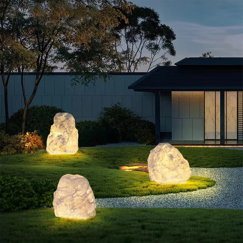 Solar-Powered Garden Lamp in Stone Look – Weatherproof LED Decorative Light for Outdoor Areas