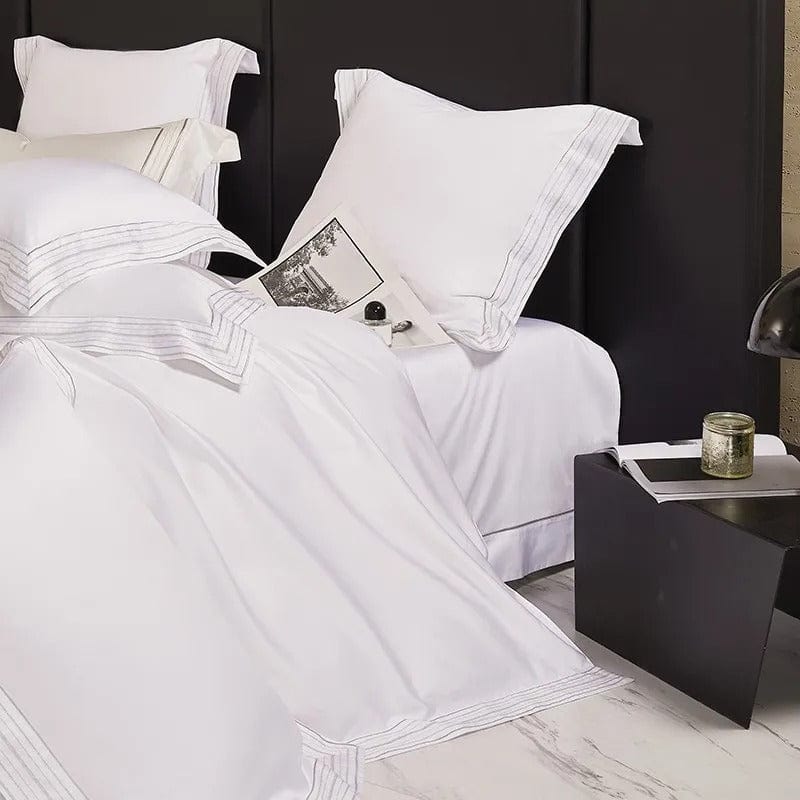 Luxurious Bed Linen Set Made of Egyptian Cotton in White for Ultimate Sleep Comfort