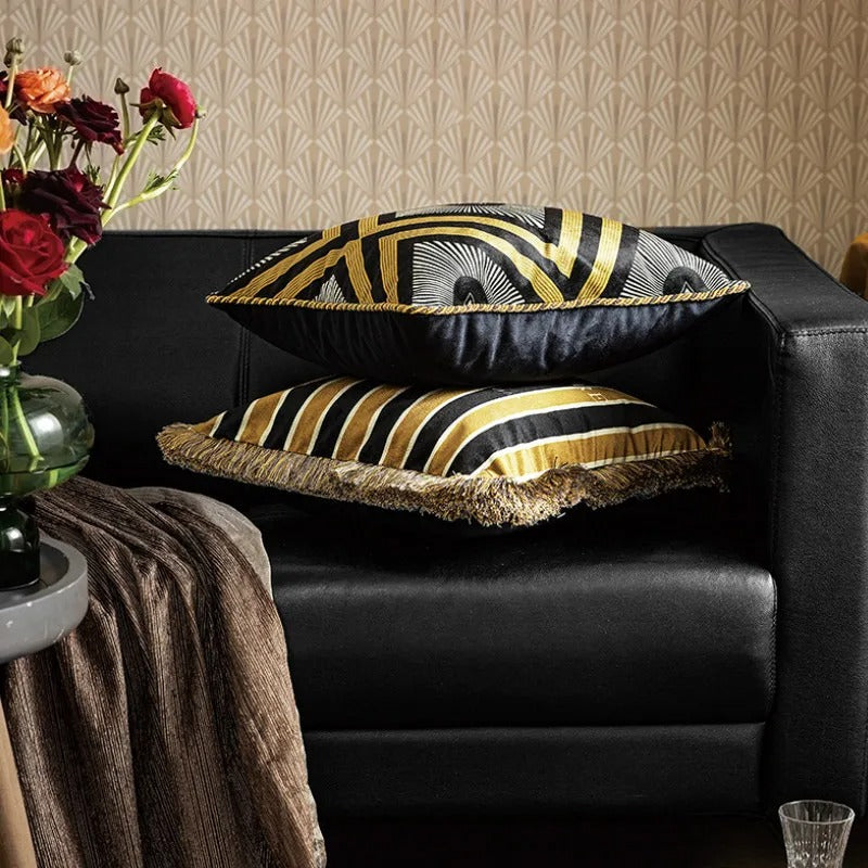 Luxurious Cushion Cover in Retro Gold with Bee Pattern – European Art Style for Stylish Home Decor