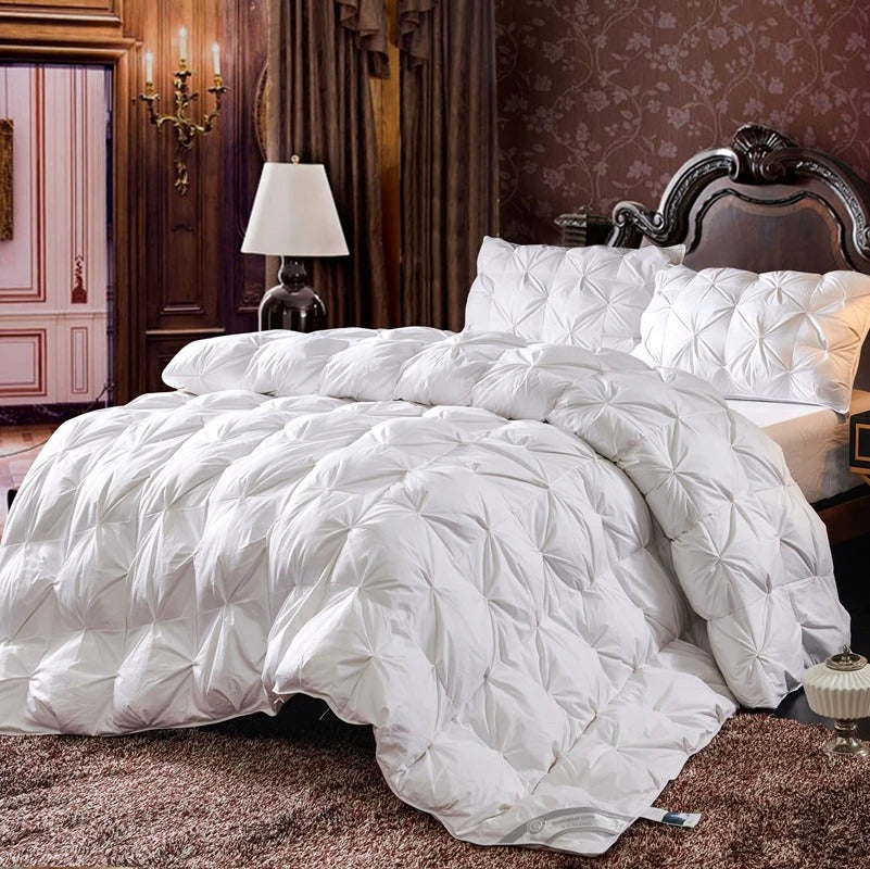 Luxurious Winter Bedding - Cozy Warm Comforter for Cold Nights Made from High-Quality Cotton