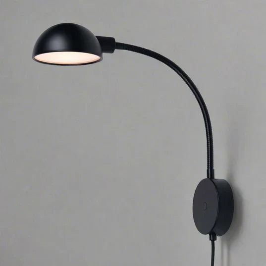 Nomi Wall Lamp