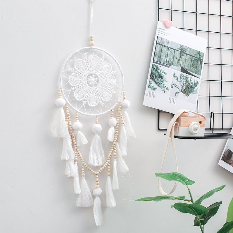 Boho Wall Tapestry with Sun and Moon Design – Handcrafted Dreamcatcher from Macramé for Stylish Wall Decoration