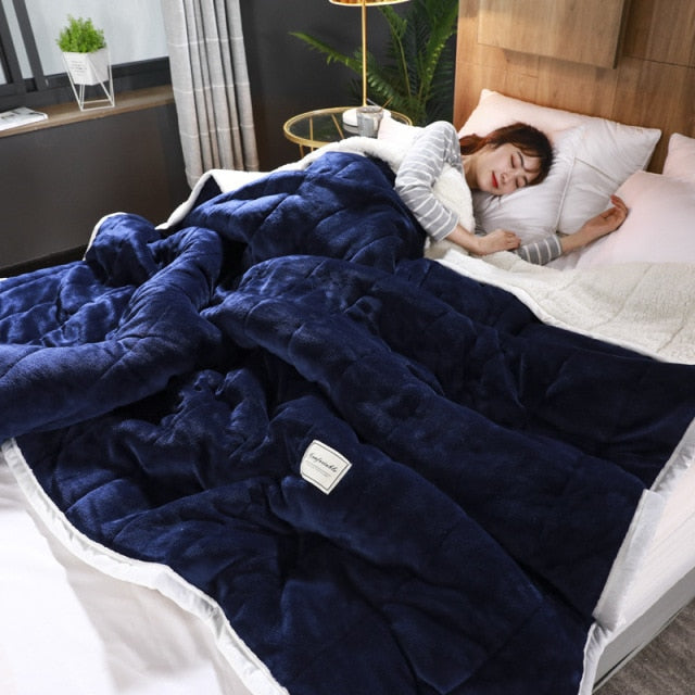 Double-Sided Fleece Blanket – Plush Blanket for Maximum Comfort and Warmth