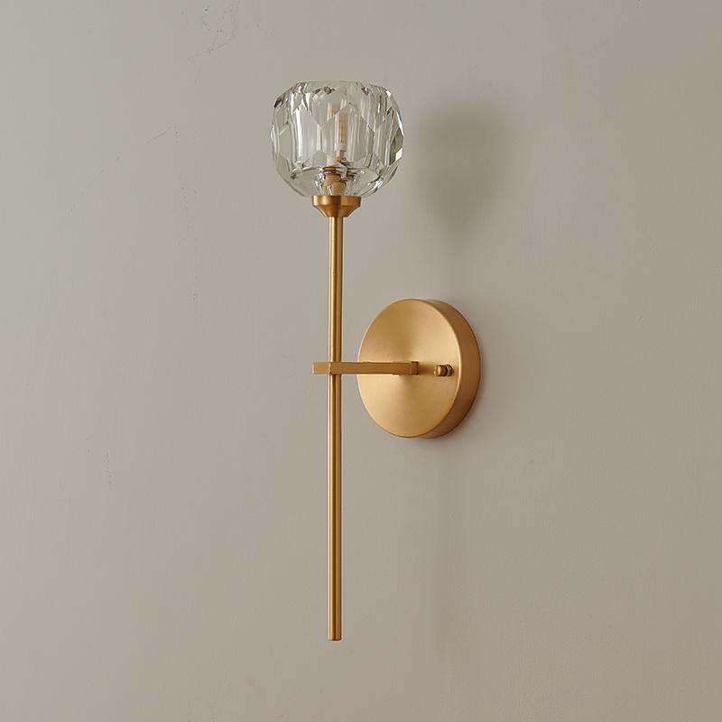 Elegant Crystal-Cut Needle Wall Light