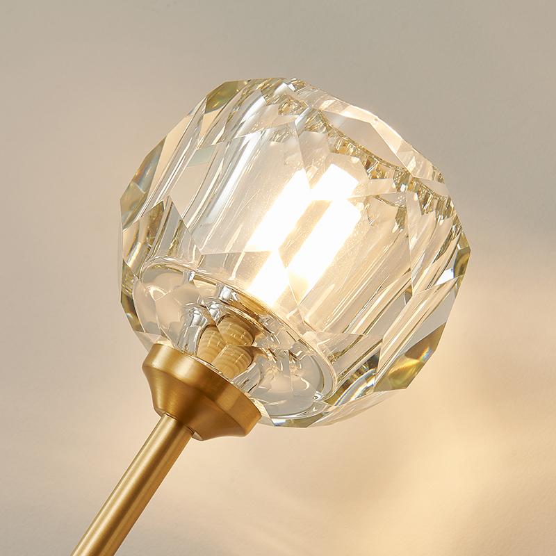 Elegant Crystal-Cut Needle Wall Light