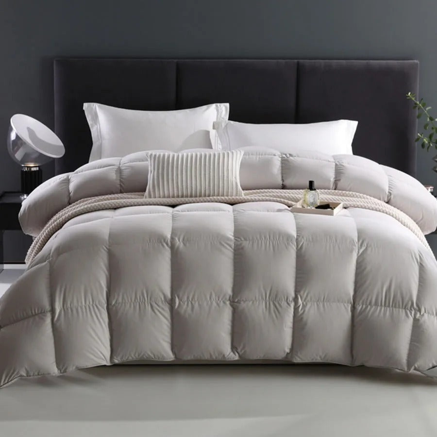 Luxurious Goose Down Duvet Set – Soft, Warm, and Breathable Down Comforter for Ultimate Sleep Comfort